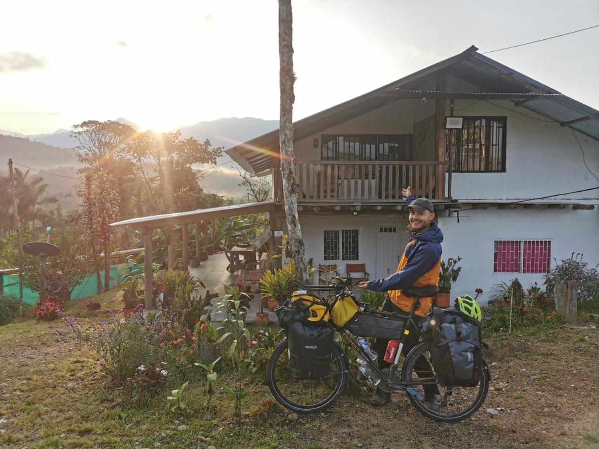 Hostal De La Montana Ecoturismo Mocoa Eksteriør bilde